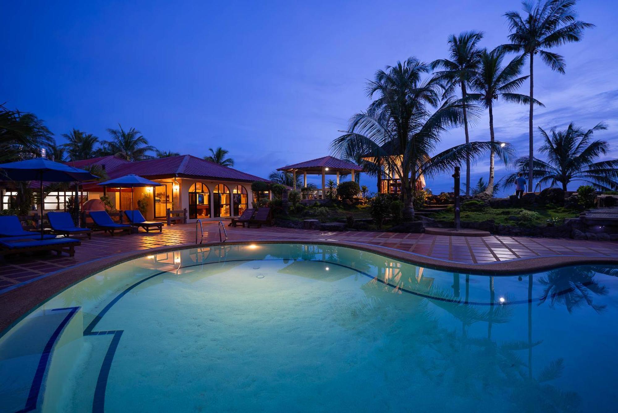 Blue Star Dive And Resort Anda  Exterior photo